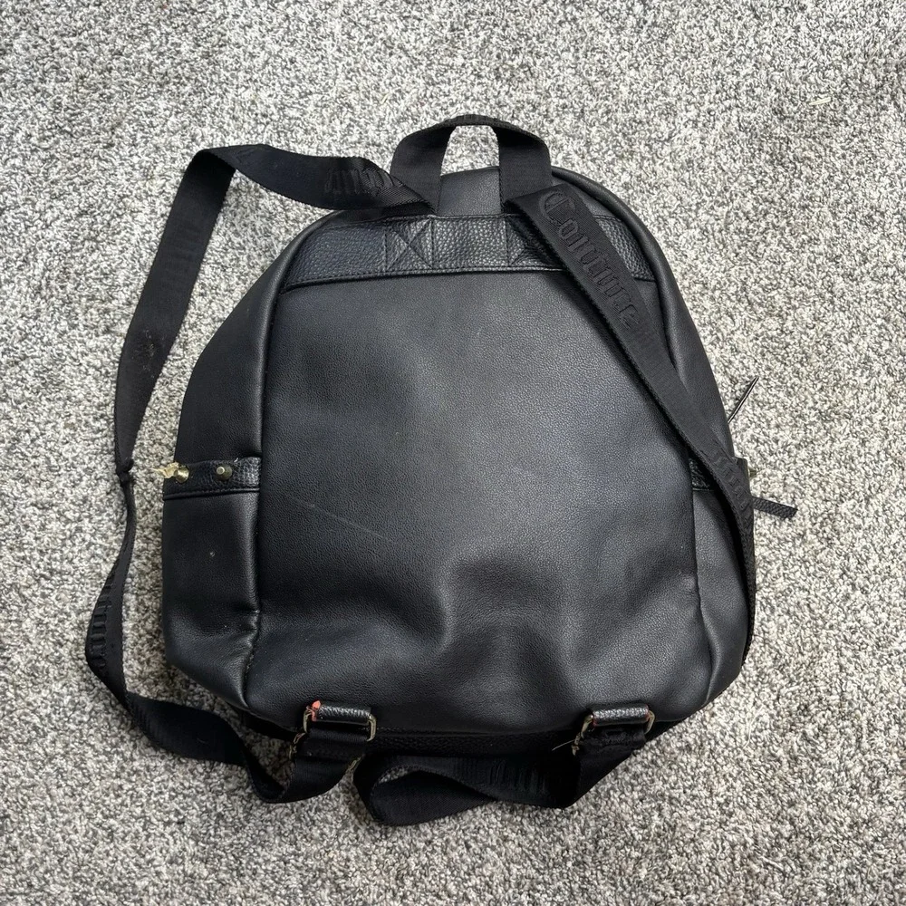 Juicy Couture Large Black Logo Faux Leather Backpack Medium Zip 2 Strap